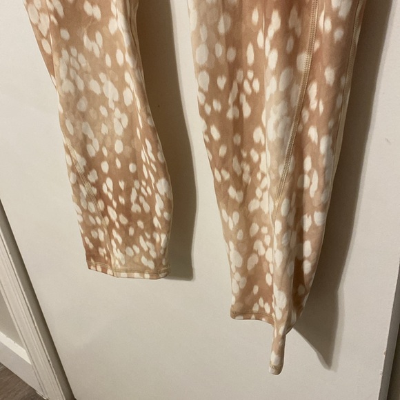 Fabletics Plus Size Oasis Pure Luxe 7/8 Leggings - Picture 5 of 12